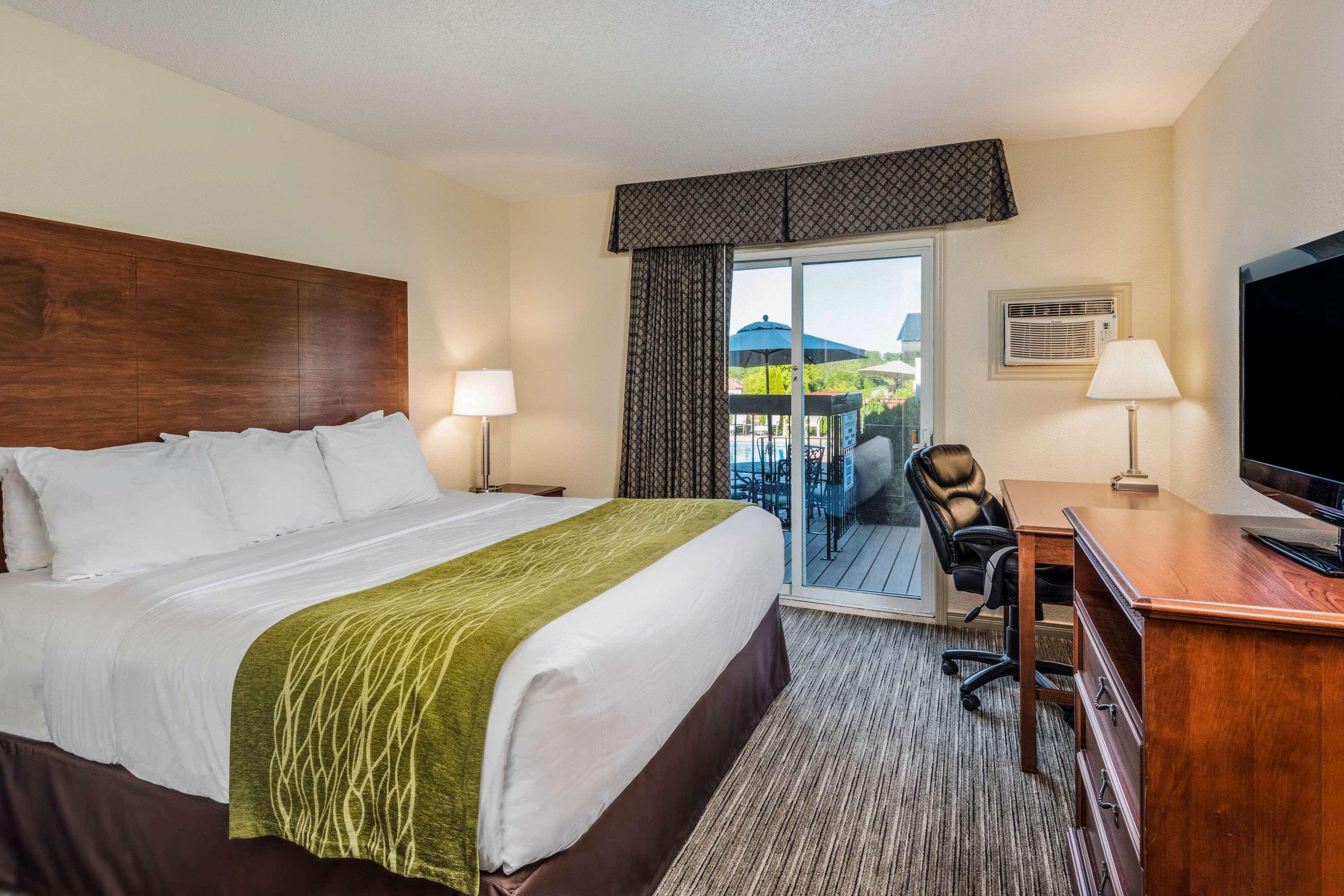 Travelodge By Wyndham Gananoque Dış mekan fotoğraf