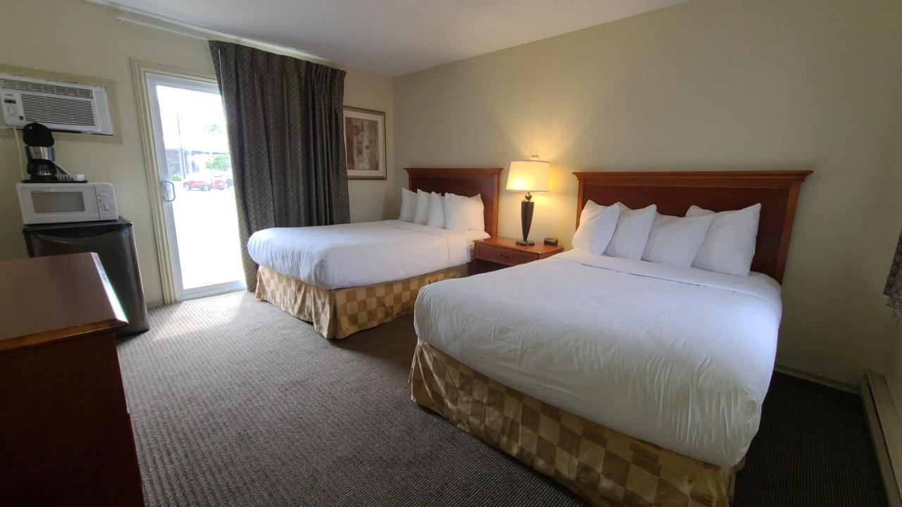 Travelodge By Wyndham Gananoque Dış mekan fotoğraf