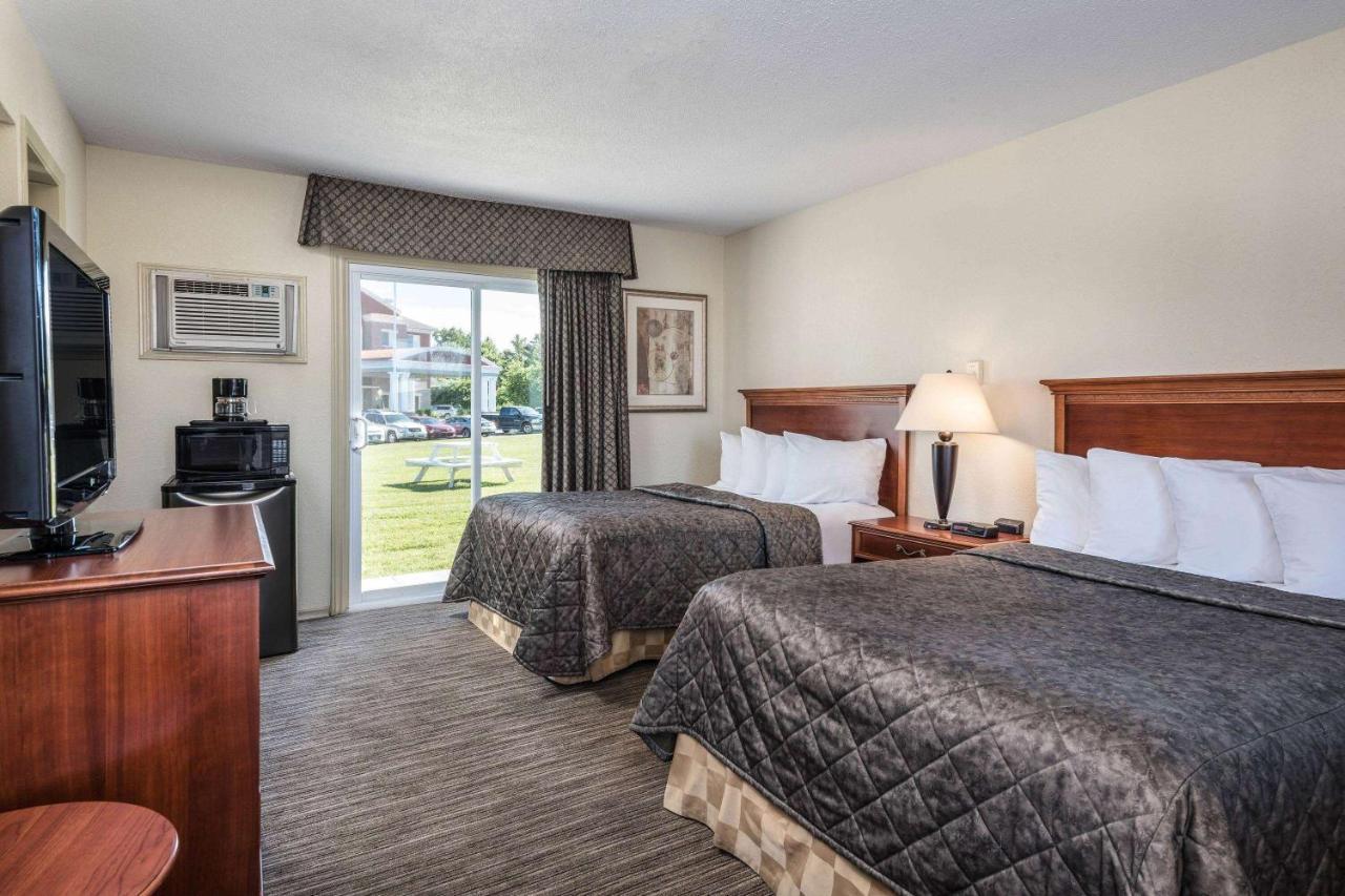 Travelodge By Wyndham Gananoque Dış mekan fotoğraf