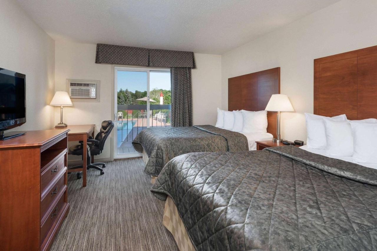 Travelodge By Wyndham Gananoque Dış mekan fotoğraf